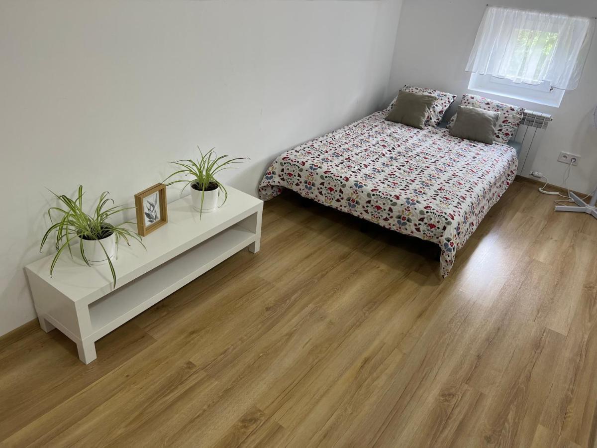 Green Apartment - Free Parking Katowice Luaran gambar